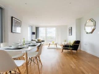 2 Bedroom 2 Bathroom Apartment with large balcony photo 1