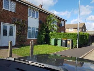 Eddiwick House - Huku Kwetu Dunstable -Spacious 3 Bedroom House- Sleeps 6 - Suitable & Affordable Group Accommodation - Business Travellers photo 2