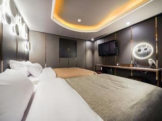 THE GRAY HOTEL photo 3