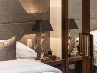 Spectacular Knightsbridge House | Harrods 1 minute photo 2