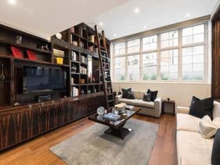 Spectacular Knightsbridge House | Harrods 1 minute photo 4