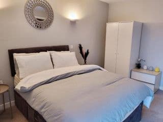 Luxury City Apartment with Self-Checkin in JQuater photo 4