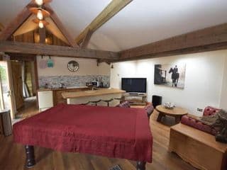Oak tree stables cottage photo 2