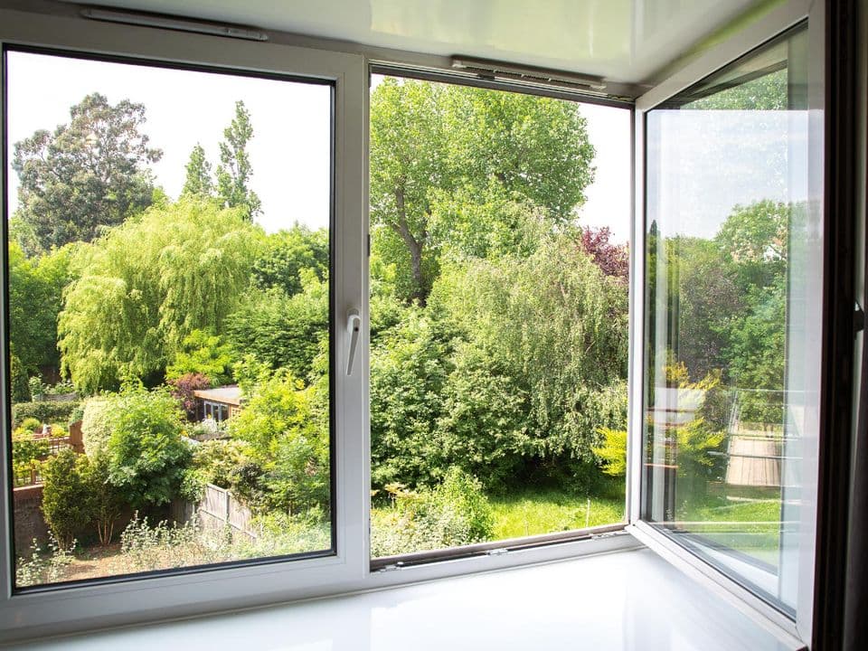 Charming 2 bedroom 20mn From Central London