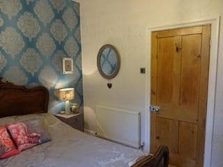 Victorian Gate House Own Bathroom photo 4