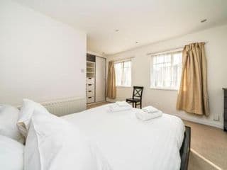 NEW 2BD Flat Heart of Battersea - Close to Station photo 4