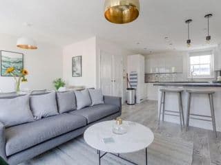 Stunning 3 Bedroom 2 Bath in Fantastic Location photo 1