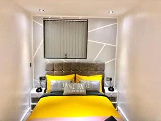cozy stay in Birmingham by the Canal !! photo 3