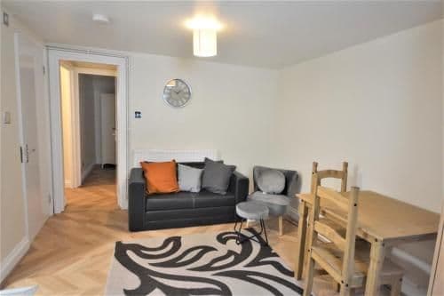 London Modern One Bedroom Apartment
