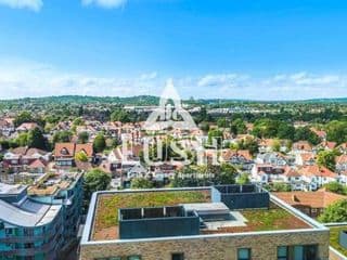 Modern, Stylish PENTHOUSE Apartment next to Wembley Stadium! photo 4