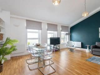 Mulberry North Penthouse by City Living London photo 1