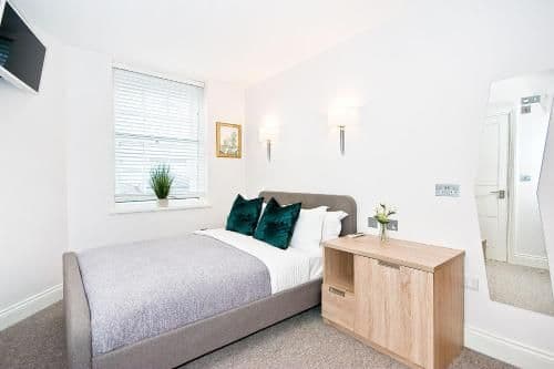 Eldon Chambers Pod 4 by City Living London