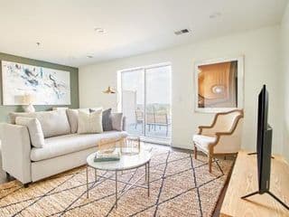 Sonder l Baltimore Place photo 3
