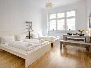 Newton-Appartement mit 3 Schlafzimmern photo 1