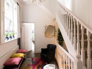 PHENOMENAL 5bedroom DESIGN HOUSE FOR NOMADS XXL GROUPS photo 4
