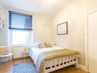 Modern 1 Bed Studio Flat in West Kilburn by Queen's Park for 2 people photo 1