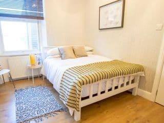 Modern 1 Bed Studio Flat in West Kilburn by Queen's Park for 2 people photo 2