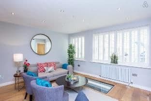 The Norfolk Escape - Beautiful & Bright 4 Mews Homes with 16BDR photo 1