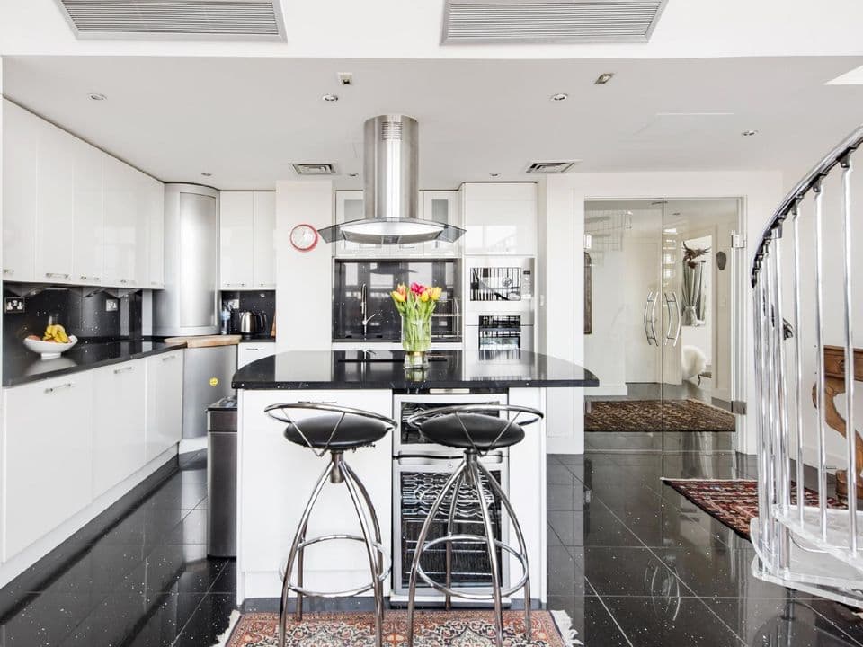 Canary Wharf London Penthouse Apartments