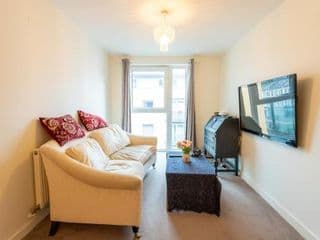 Amazing Modern 2 Bedroom Flat in Greenwich for 4 people photo 1