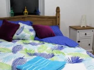 MODERN 2 BEDROOM APARTMENT IN THE HEART OF GREENWICH photo 4