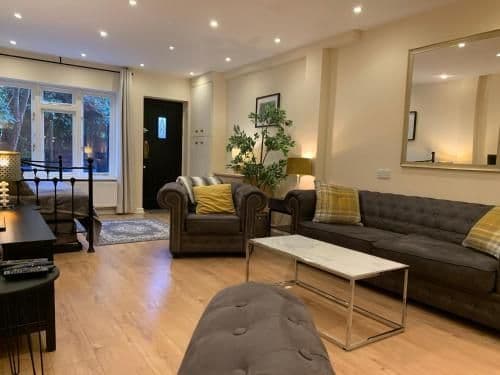 Notting Hill 3 bedroom townhouse with garden and roof terrace