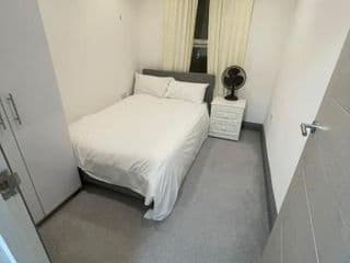 NKY CLASSIC BRIXTON APARTMENT Three photo 3