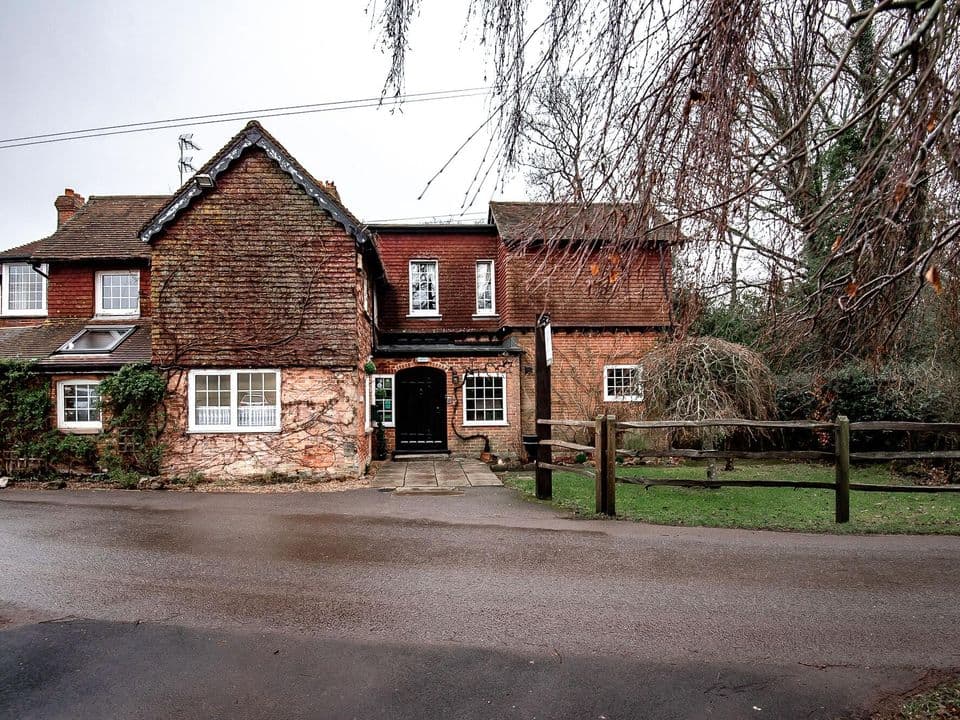 Trivelles Waterhall Country Hotel