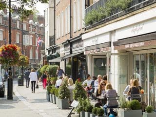 Elegant 4 BDR Mews + Modern Interior in Belgravia photo 4