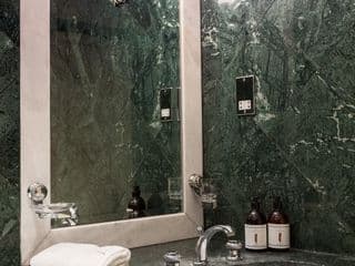 Exquisite Studio in Hyde Park #4 photo 3
