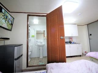 G3NearAction@HongDae/ShinChon,Quiet GoodNight@Home photo 2