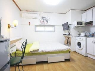 13NearAction@HongDae/ShinChon,Quiet GoodNight@Home photo 1