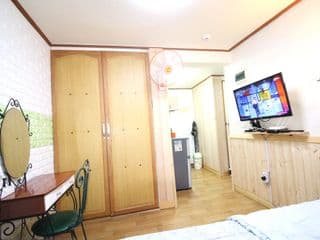 11NearAction@HongDae/ShinChon,Quiet GoodNight@Home photo 4