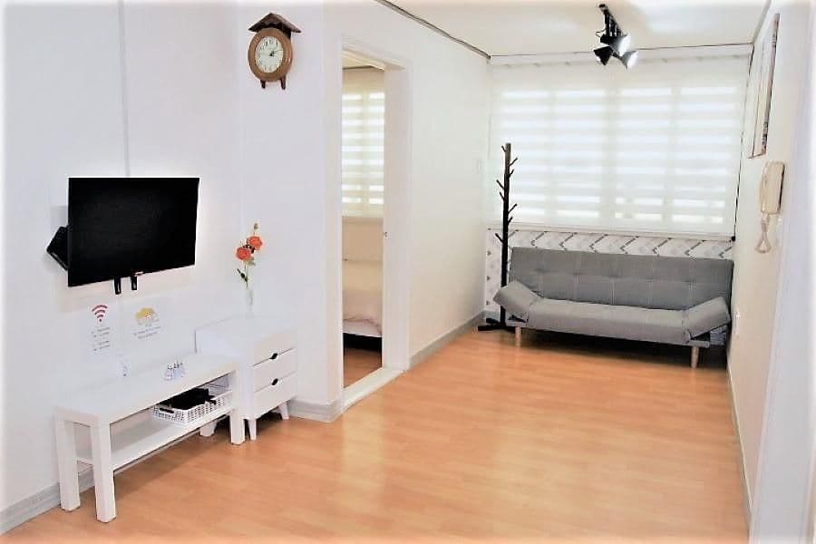 New)2min from hongdae uni sta.(free wi-fi egg)