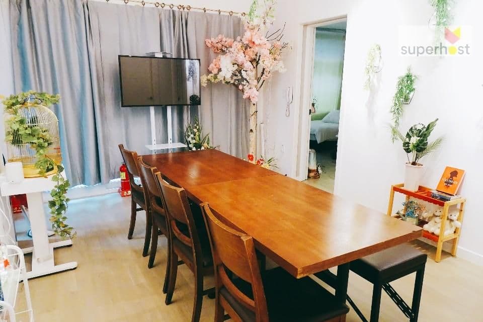 Open Sale/Hongdae street  7min/(Moon House)