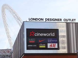 One Bedroom Modern Apartment Next to Wembley Stadium! photo 3