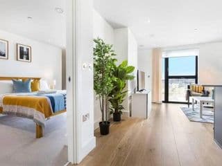 One Bedroom Modern Apartment Next to Wembley Stadium! photo 4