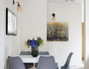 Stunning 2Bed&2Bath with FREE WIFI & FREE PARKING photo 2