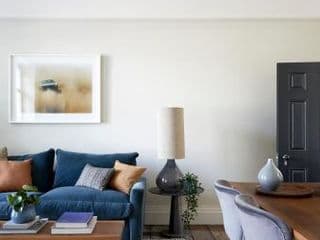 Modern 1 Bedroom Apartment - minutes from Angel Tube St. photo 2