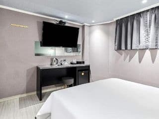 Hotel WO YongsanStation photo 4