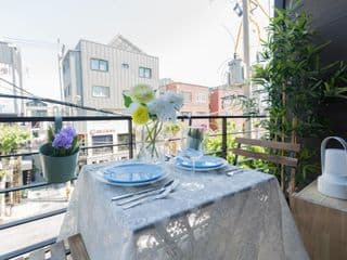 Sweet Story @Hongdae/Yeontral park/Stn. 5min/3Bed photo 4
