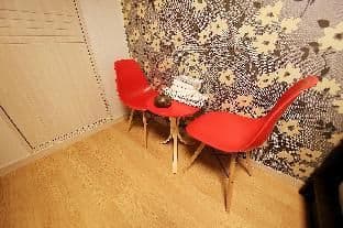 Mia Hue photo 3