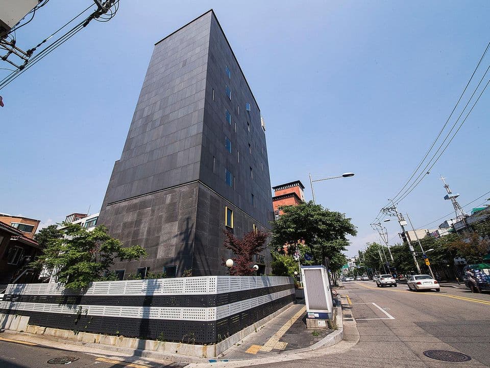 Cheonho Bago Hotel