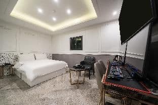Jamsil Money photo 4