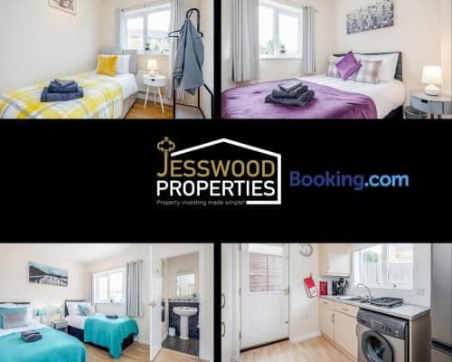 Spacious & Homely 3BR, 3BA Contractor House in Luton!- Free Parking, Garden, Close to M1 & Luton Airport, by Jesswood Properties
