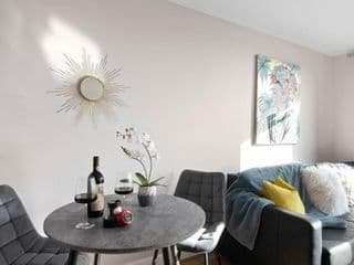 Spacious & Cosy, Netflix, Parking, Colindale Station photo 4