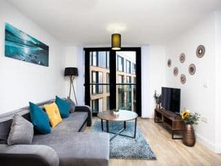Absolute Stays on Essex - Chinatown - Hippodrome - Alexandra Theatre - Bull Ring - The Rep - B'Ham Intl Airport - Free WiFi - Free Parking - Contractors - Corporates photo 1