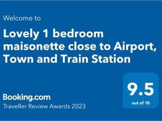 Lovely 1 bedroom maisonette close to Airport, Town and Train Station photo 2