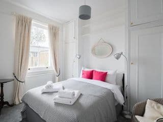 Stylish Sloane Square Home Close to Victoria by UndertheDoormat photo 4