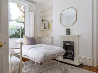 Amazing 5 Bed Victorian House - Clarence House photo 4